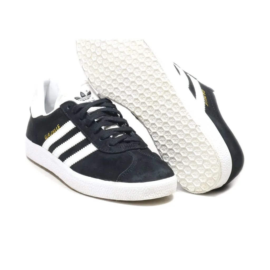 Adidas Gazelle Low-Top Sneakers Suede Black Colour For Women