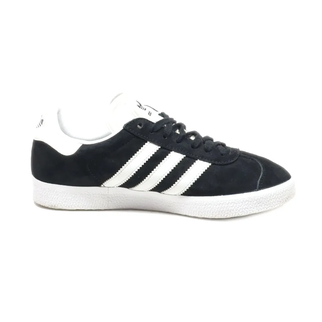 Adidas Gazelle Low-Top Sneakers Suede Black Colour For Women