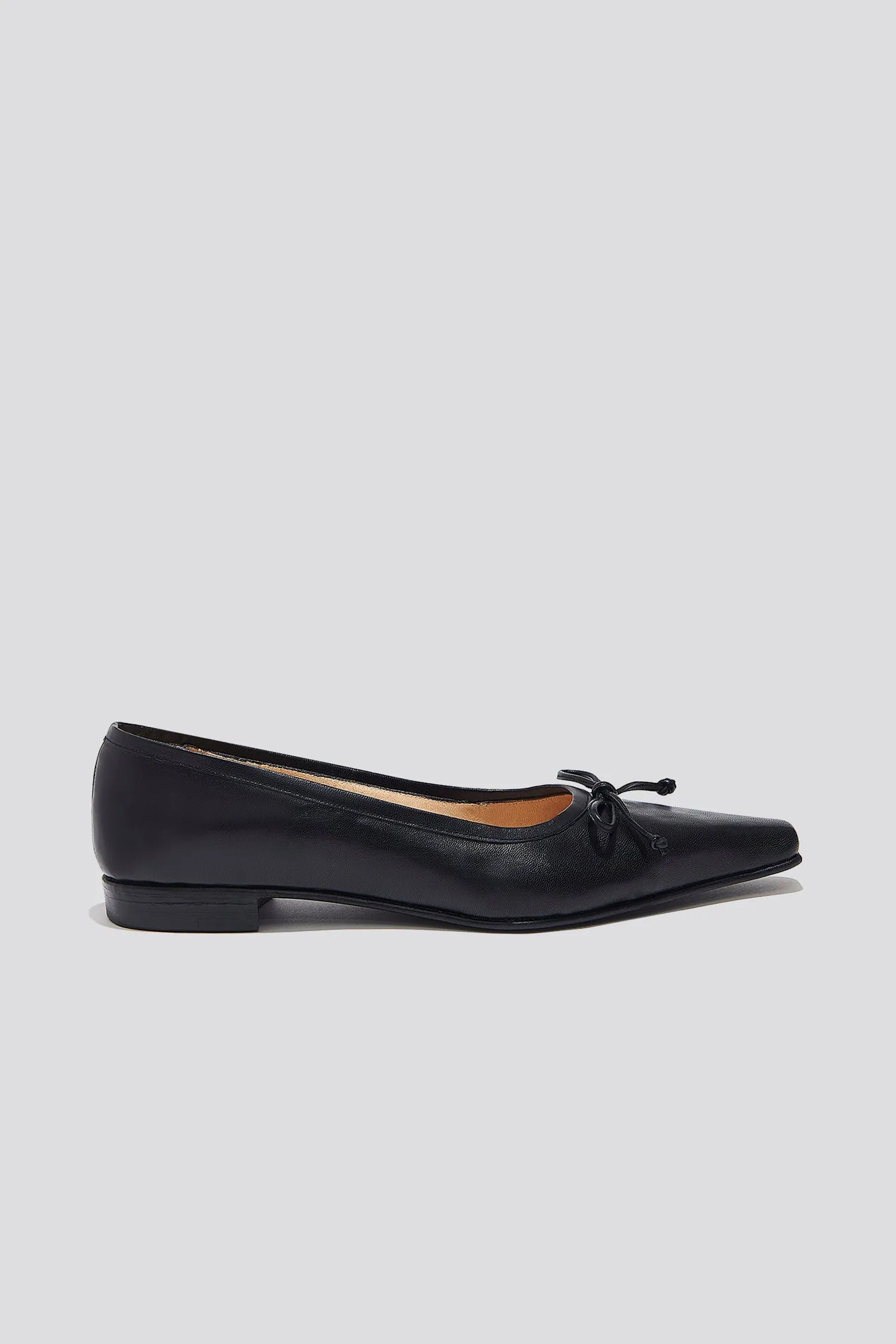 Ema Bow Flat in Black