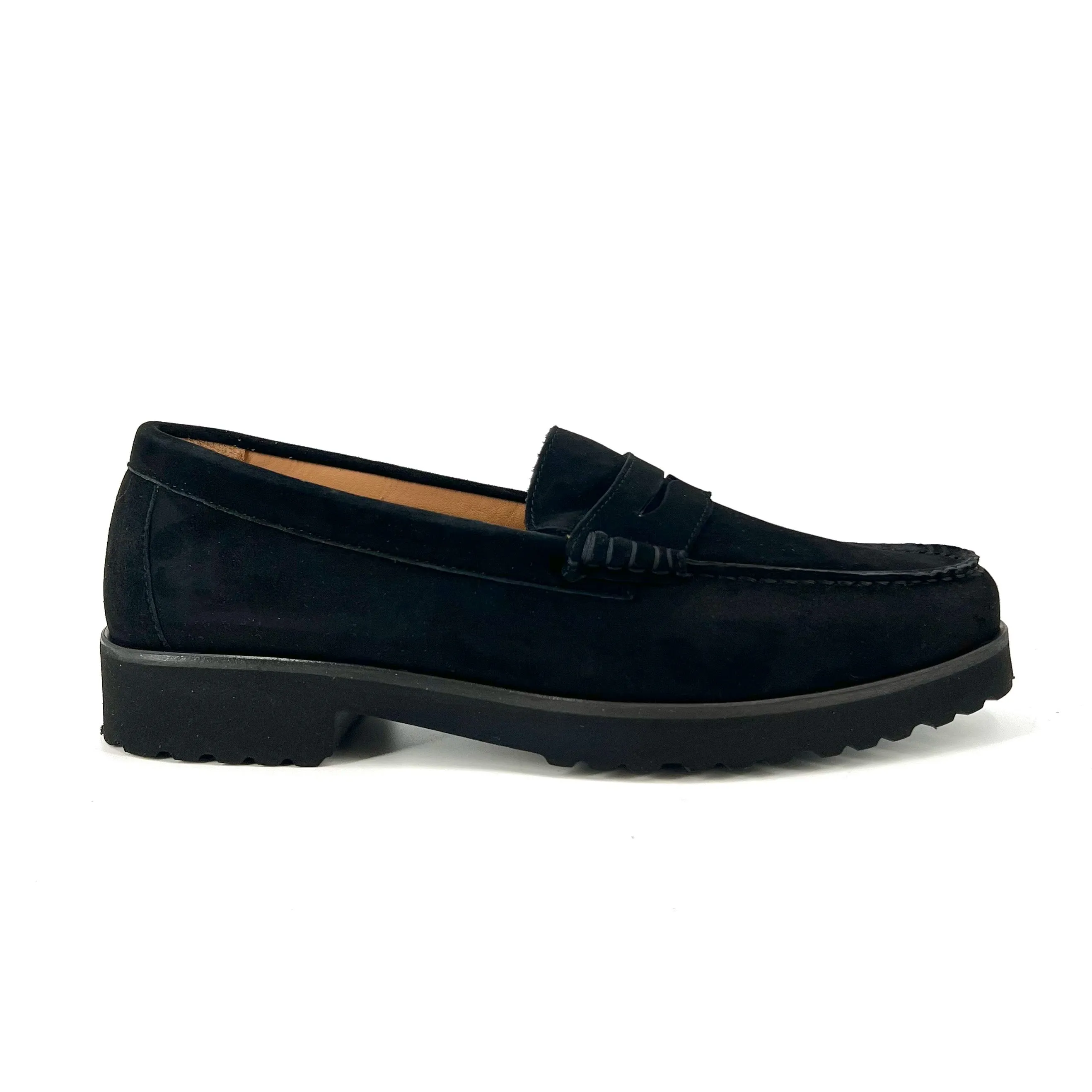 The Classic Lug Loafer in Black