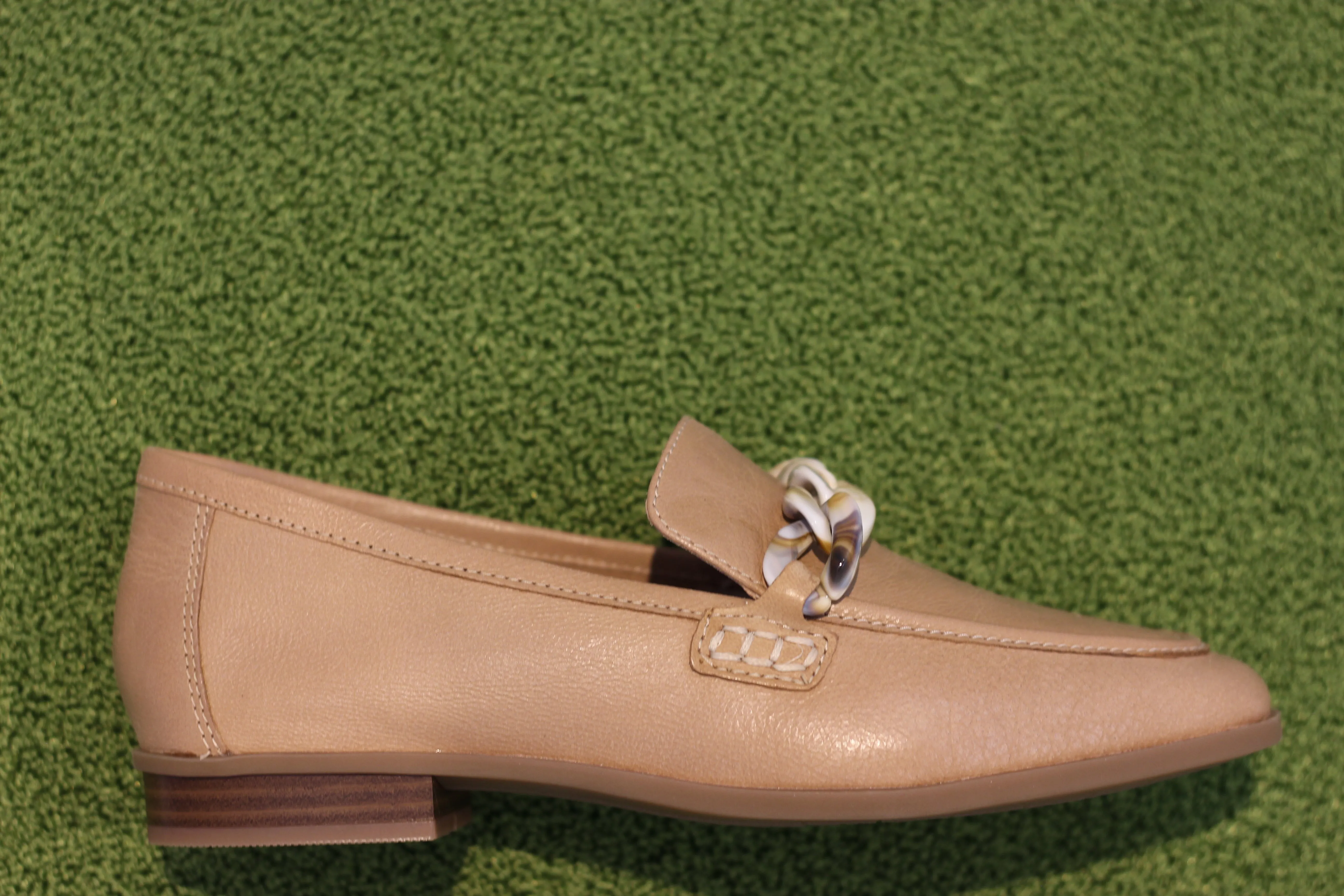 Women's Sarafyna Loafer - Nougat Leather